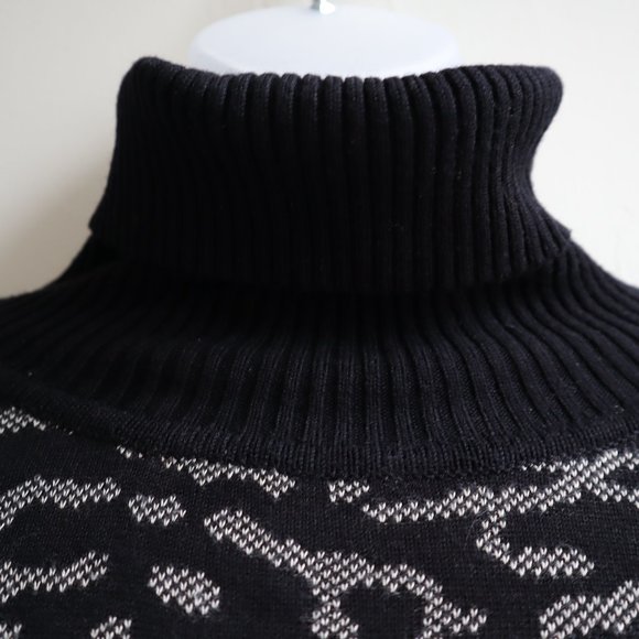 Joseph A qu'est-ce que c'est silk Pull on Women's Sweater Animal Print, XL - Picture 2 of 5